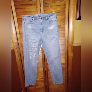American Eagle Outfitters Light Blue Distressed Stretch Mom Jeans Size 4